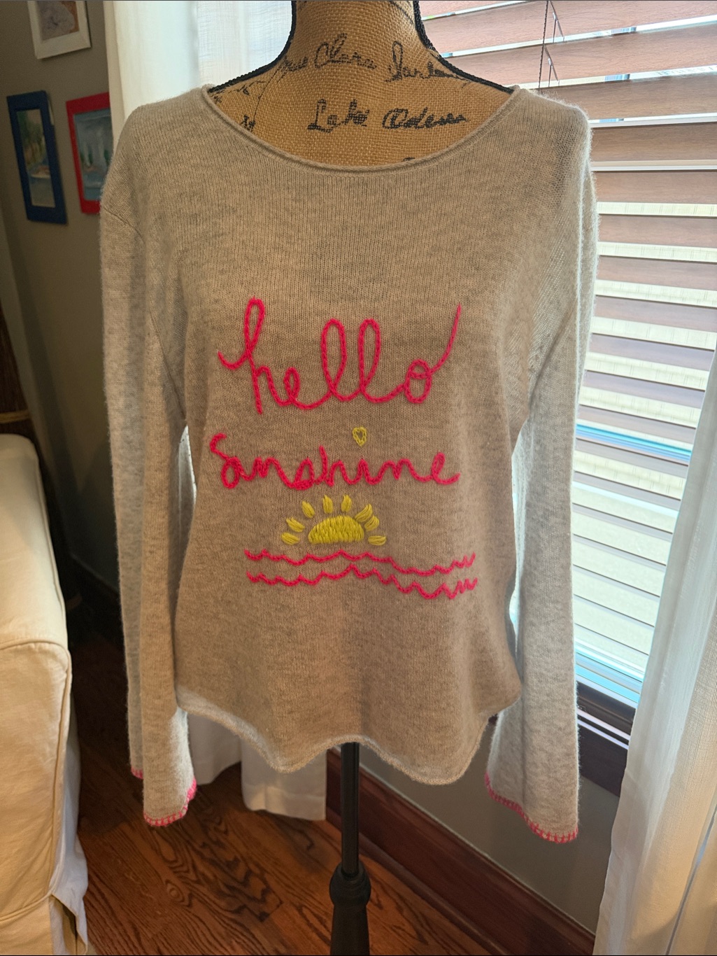 Cashmere Hello Sunshine Embroidered Crewneck Sweater - Gray